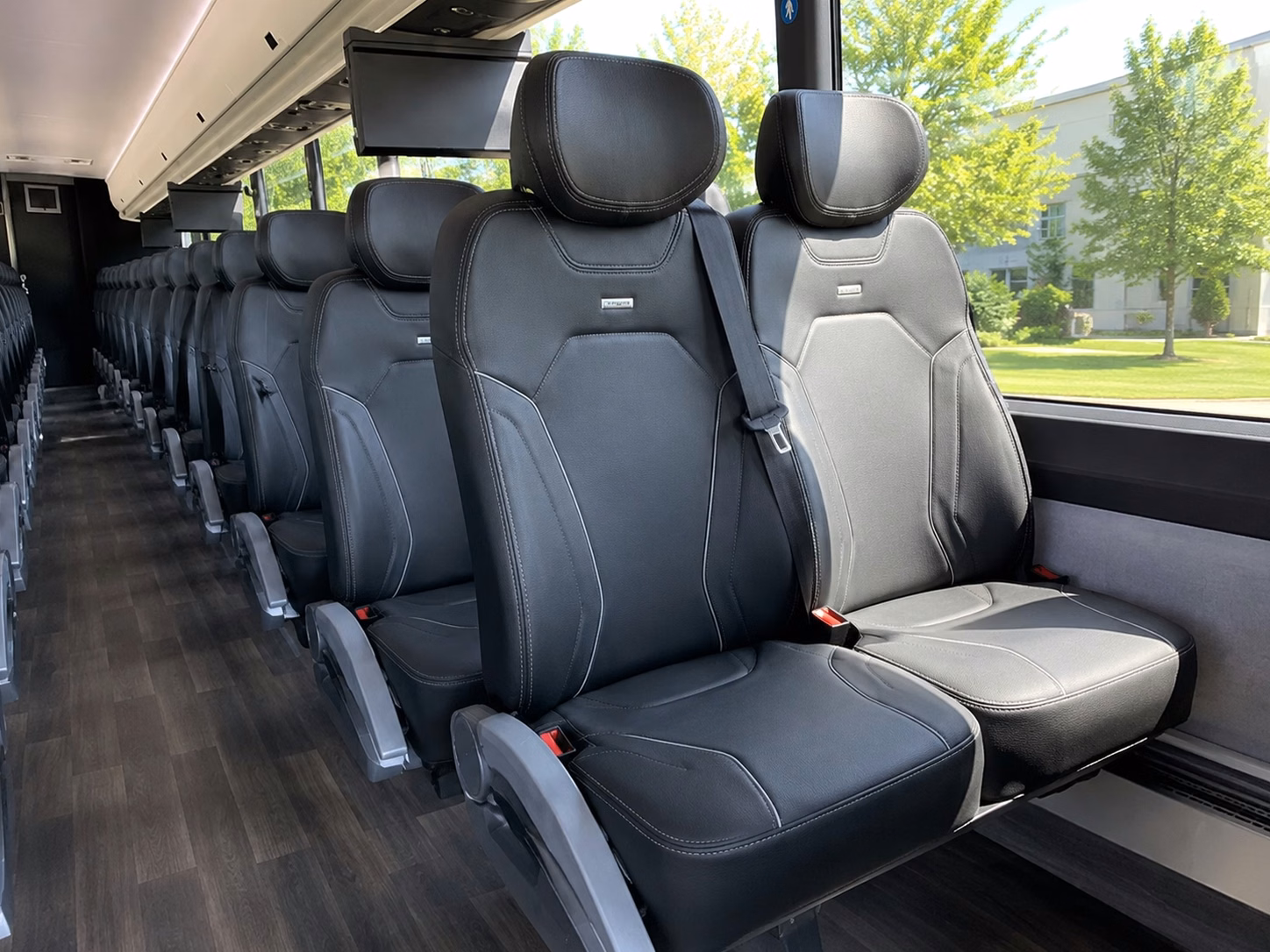 book prom transportation in southaven or any city nearby