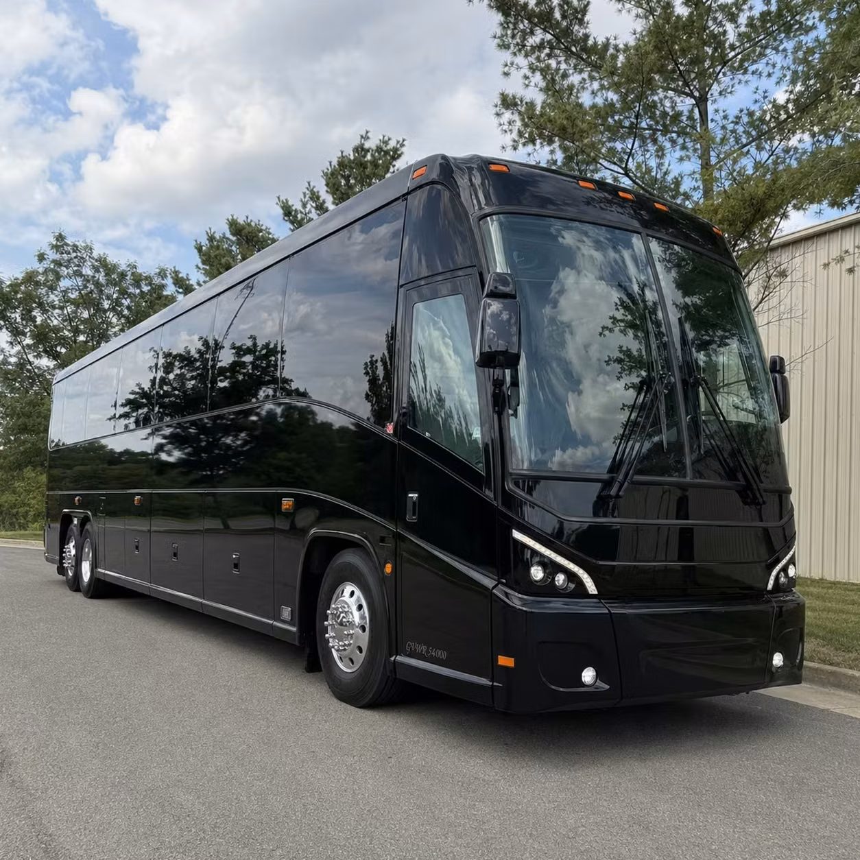 compare charter buses for desoto county government agency shuttles
