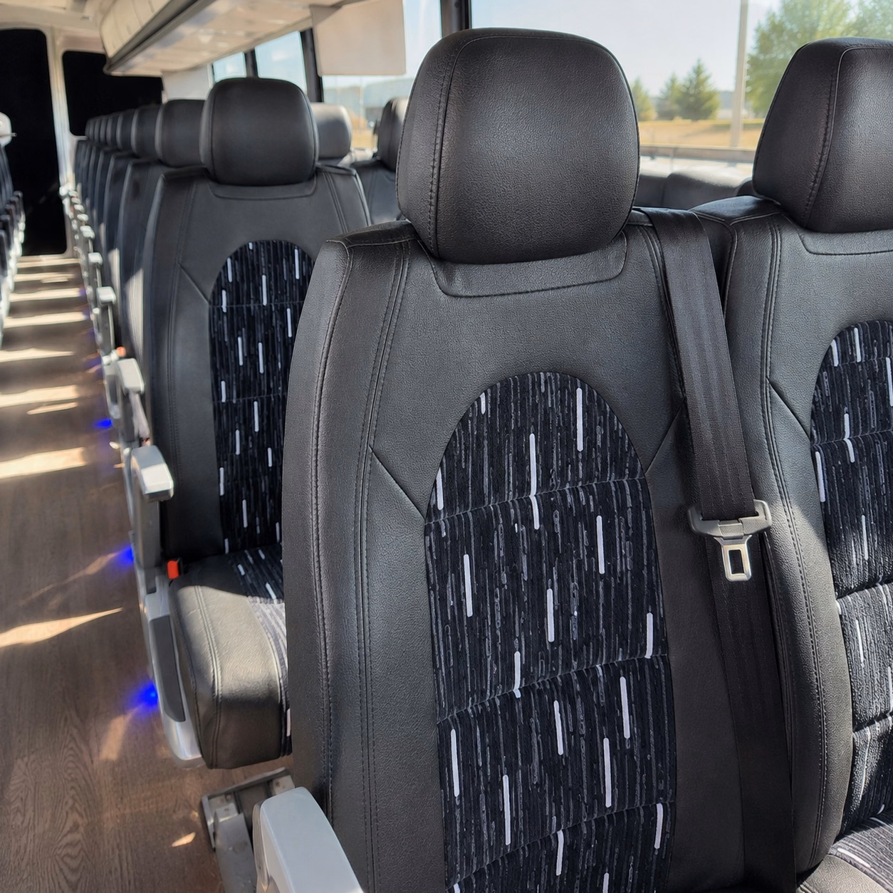 how bus type and size change charter bus prices in southaven mississippi