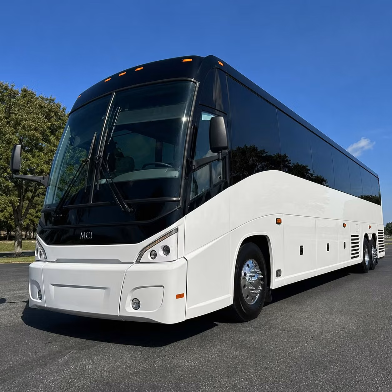 long distance wedding guest shuttles and event transportation in southaven