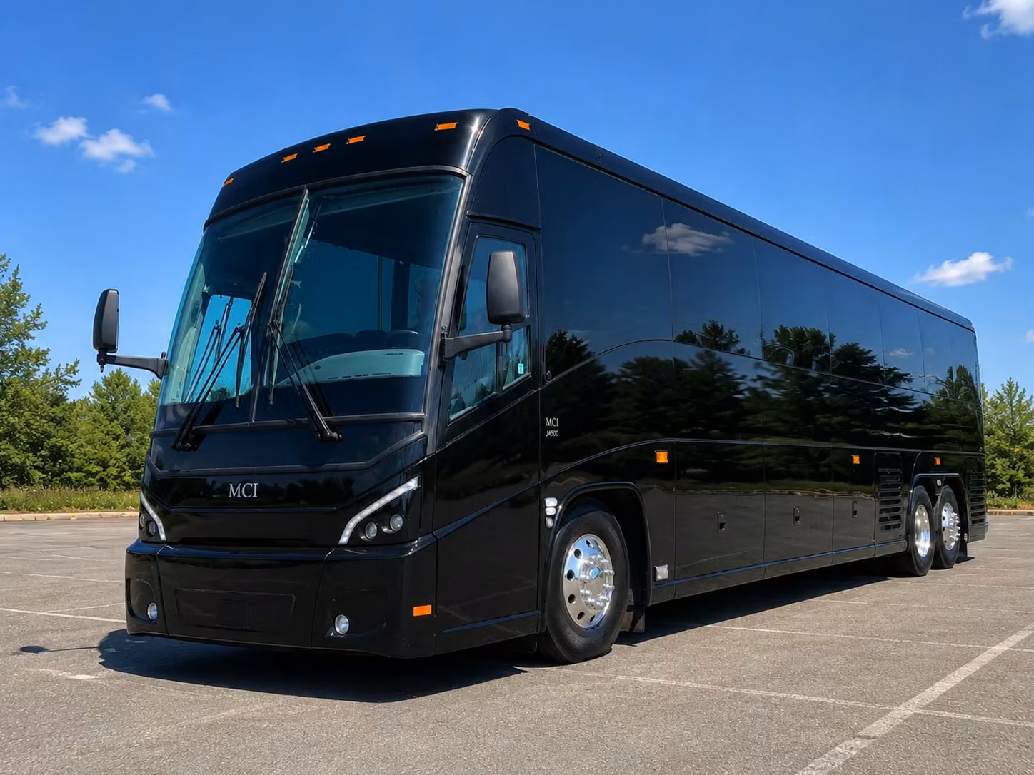 southavencharterbuscompany com can handle corporate shuttle service for southaven and desoto county businesses